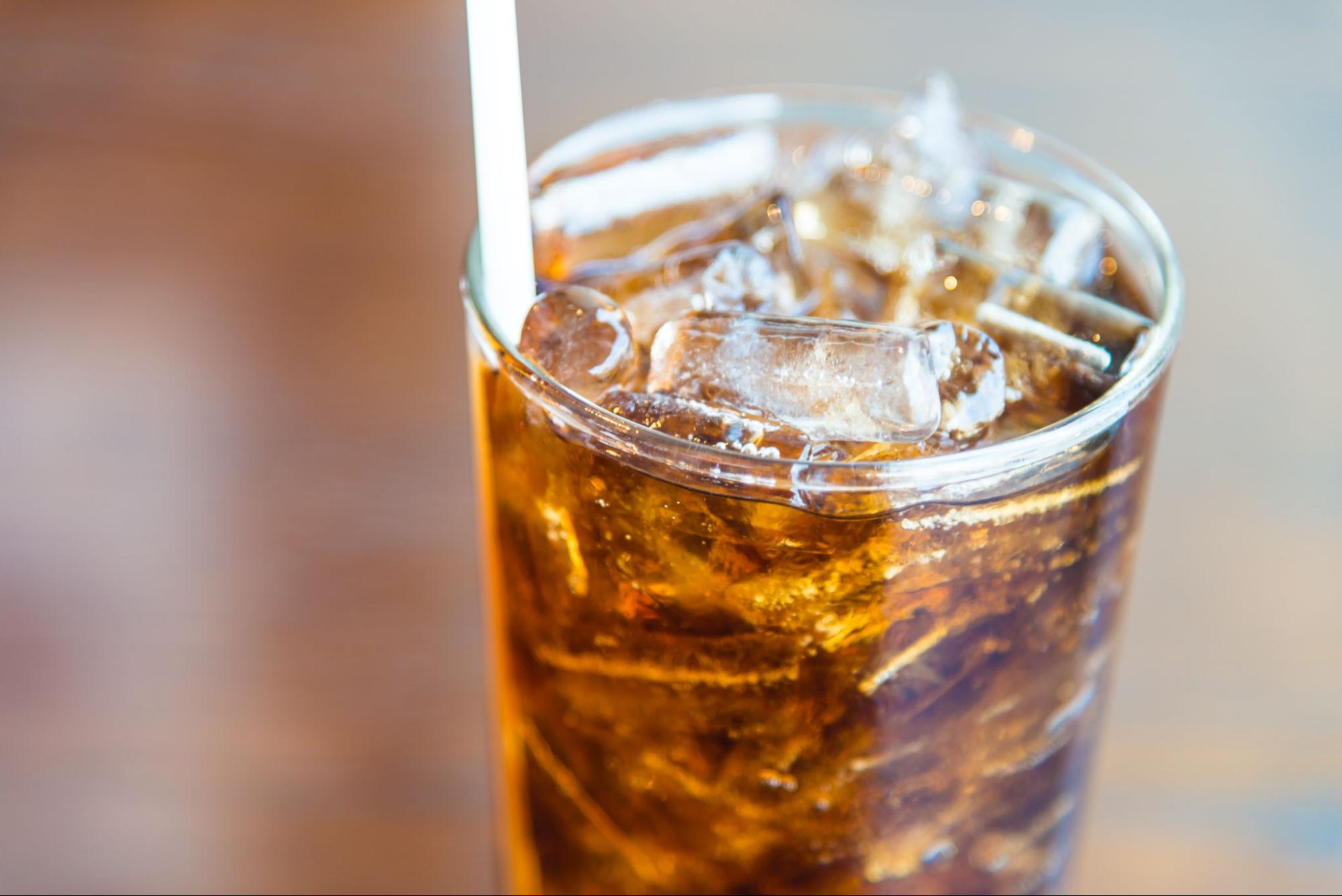 Опасные продукты на вашей тарелке: сладкие напитки