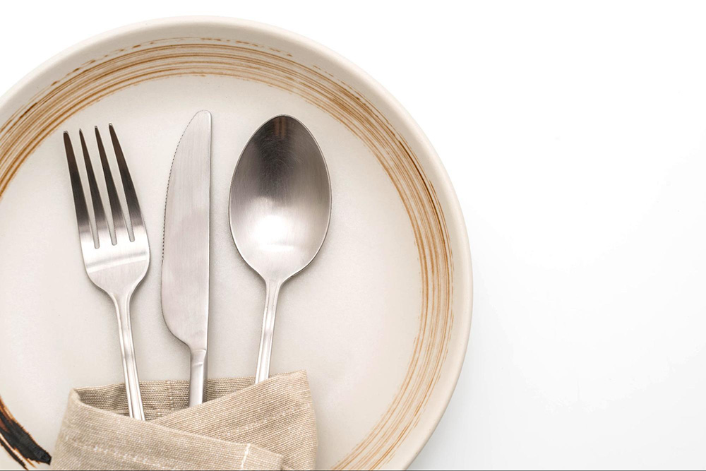 Столовые приборы
