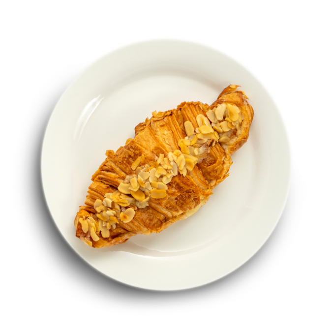 Круассан с миндалем