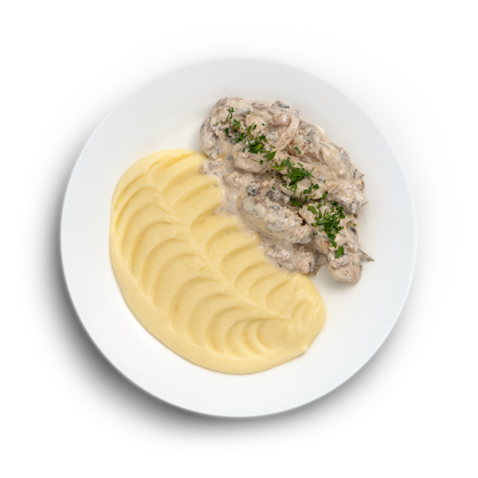 Бефстроганов из индейки с картофельным пюре