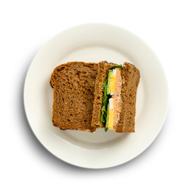 Сандвич-блумер с лососем в нормандском стиле